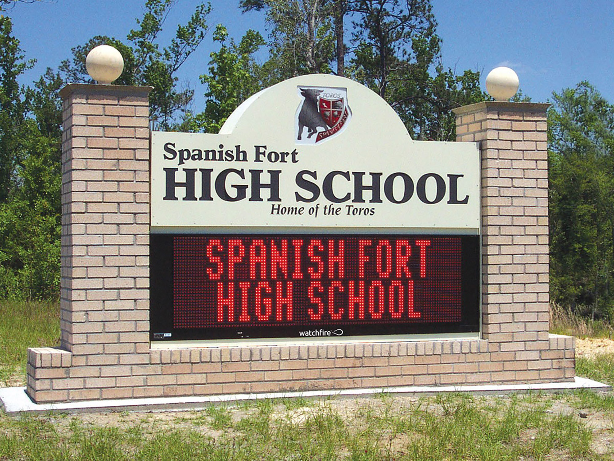 Schools Signs Service