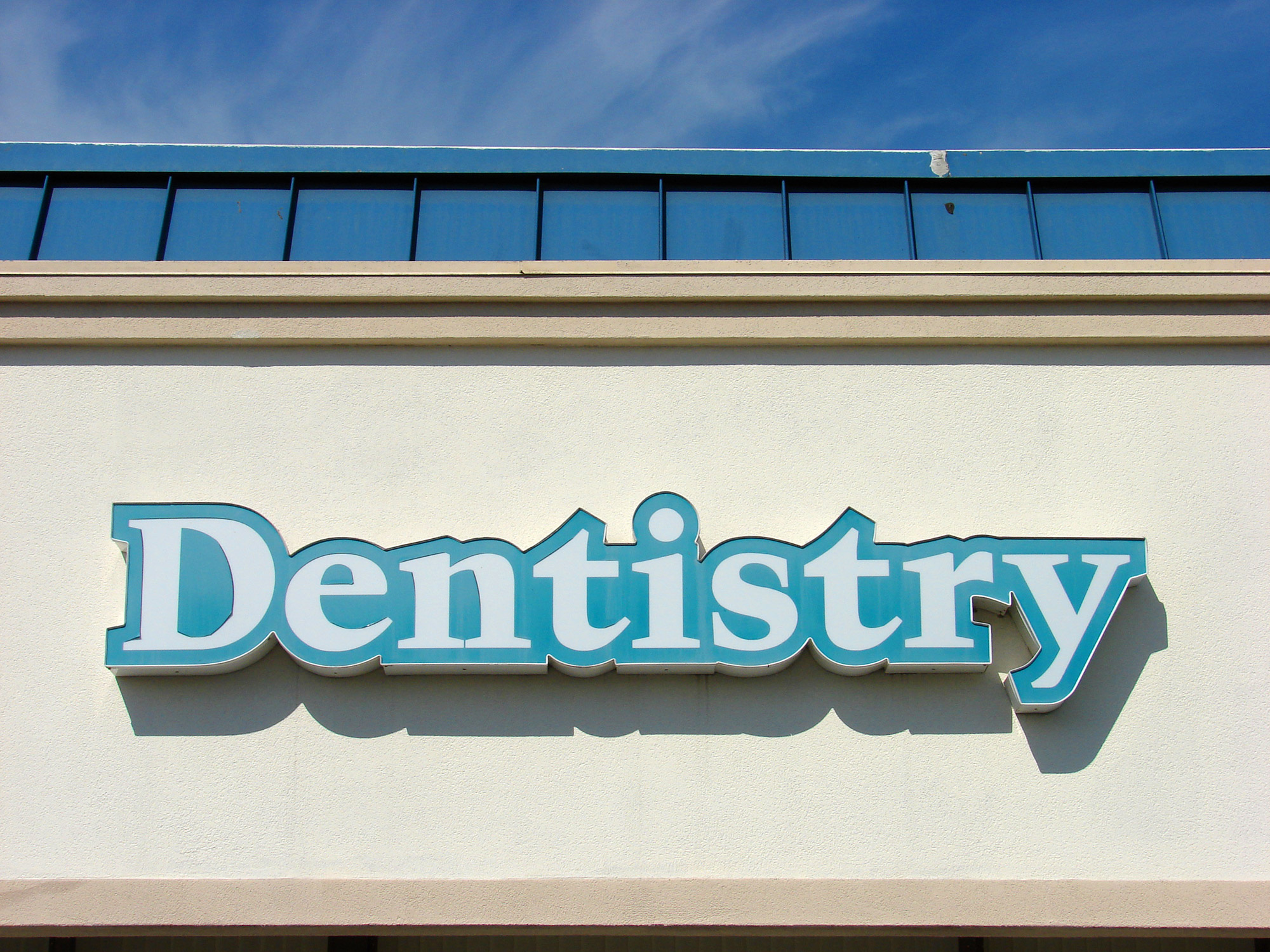 Dentists Signs Service